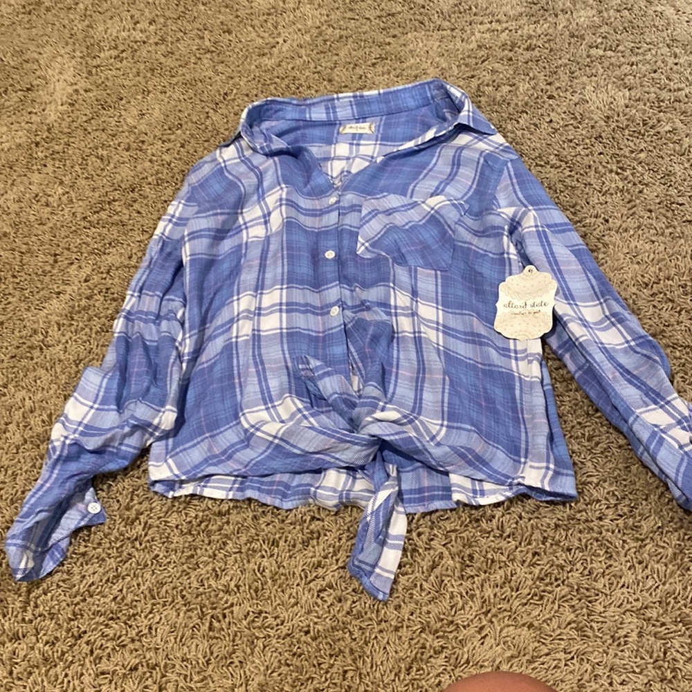 Altar’d state flannel top with tie at the bottom
